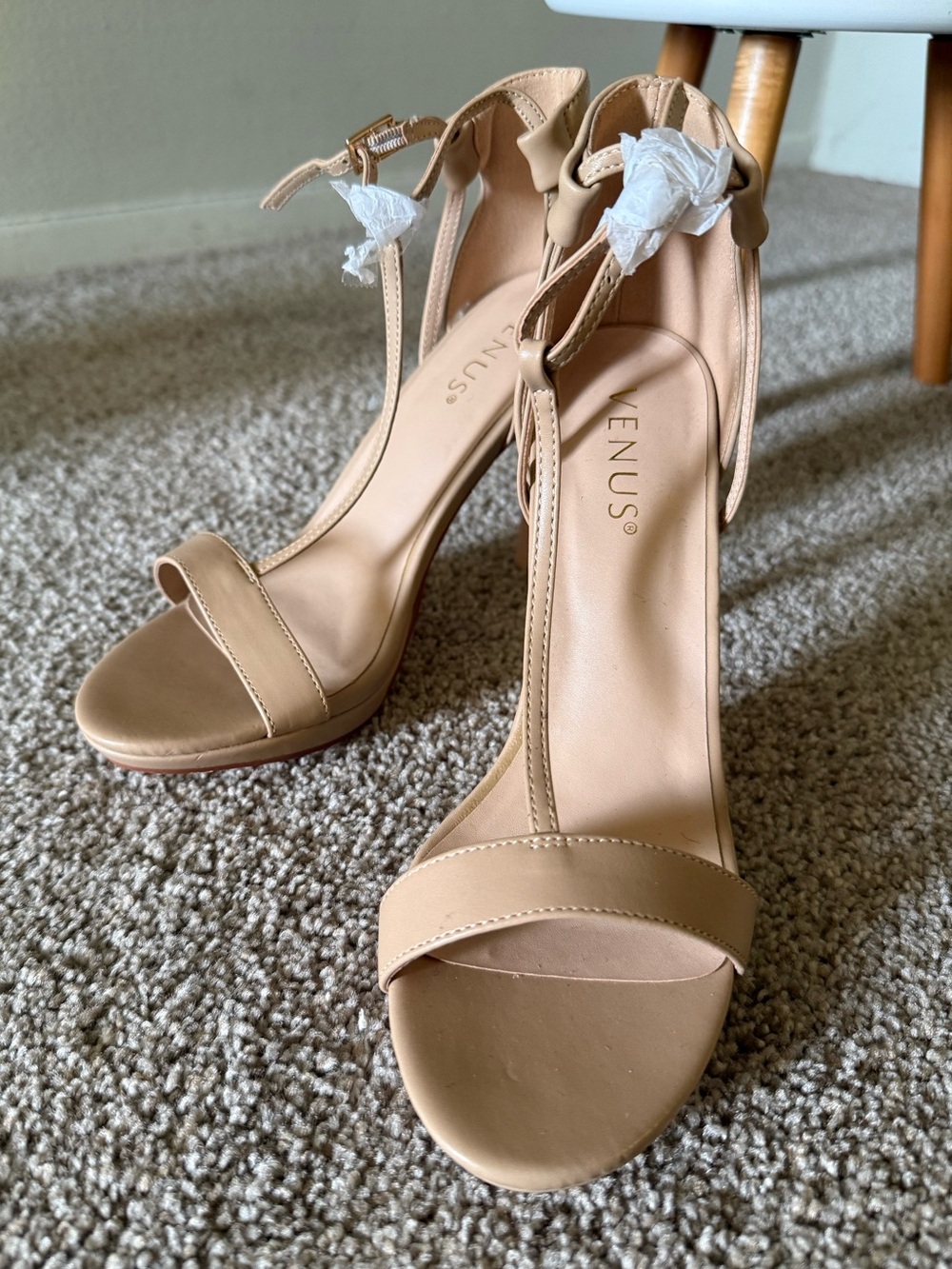 VENUS — Beige Strap Ankle-Heel Sandals •Tacones color nude